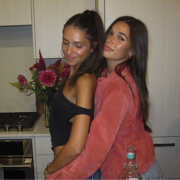 Meet your Posher, Teegan - Picture 1 of 1